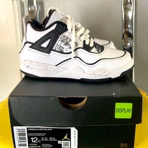 Boys Jordan Retro new size 12c